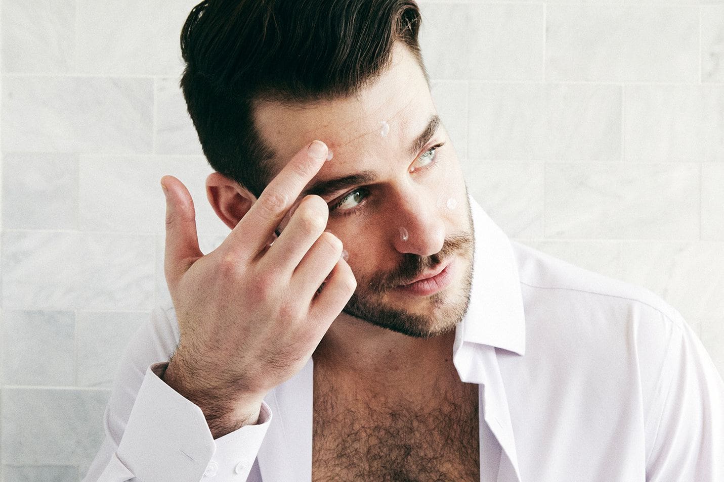 Acne Controlling System for Men - Image 4