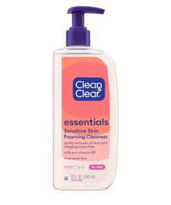 Clean & Clear Essentials Oil-Free Foaming Facial Cleanser, Daily Face Wash with Pro-Vitamin B5 Gently Removes Oil & Pore Clogging Impurities Without Drying Skin, Fragrance-Free, 8 fl. oz